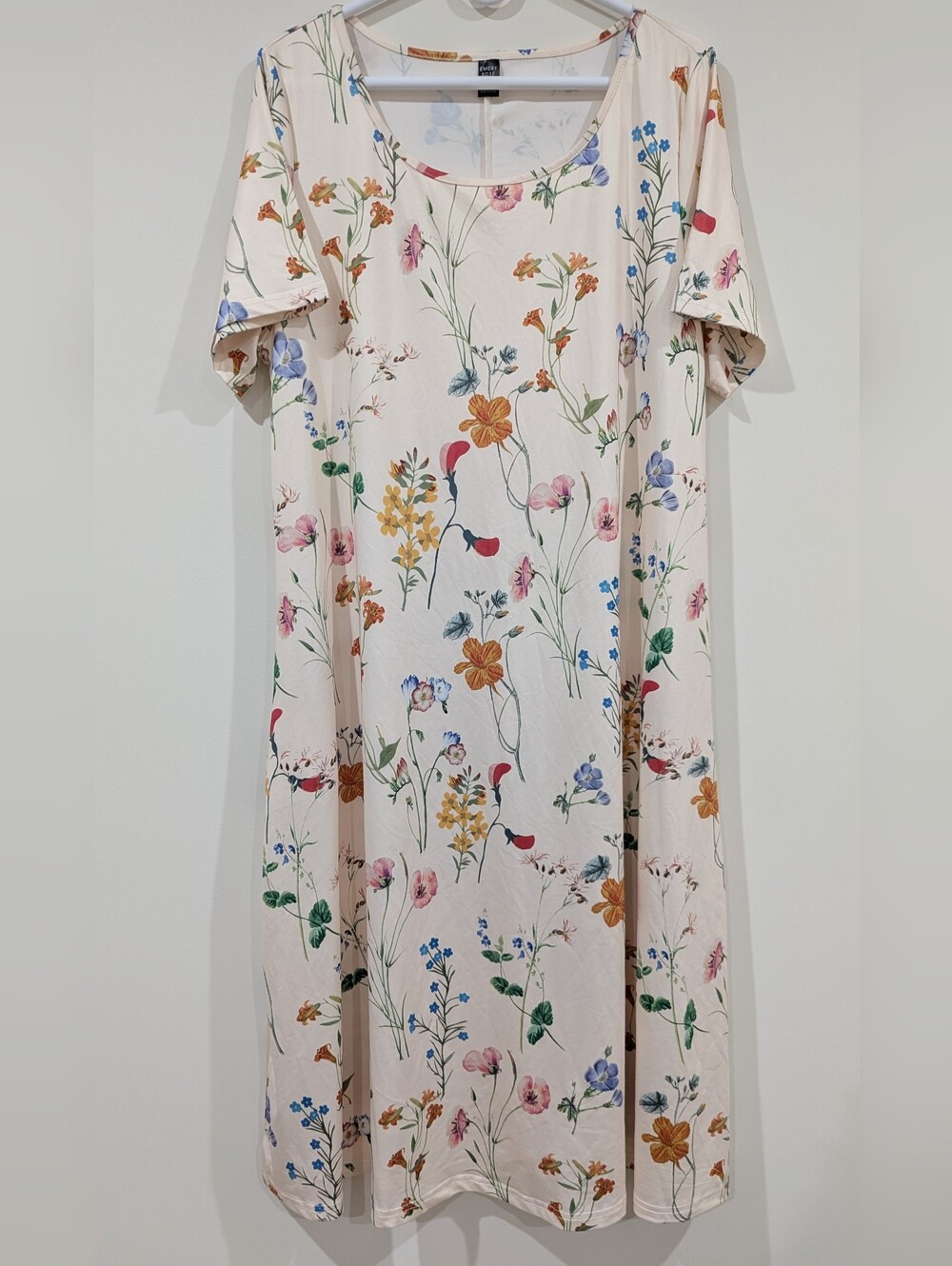 Emery Rose Cream Floral Midi Dress with Multicolor Botanical Print